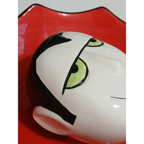 Haunted Halls Halloween Vampire Dracula Plate Ceramic Red & Black - Picture 3 of 13